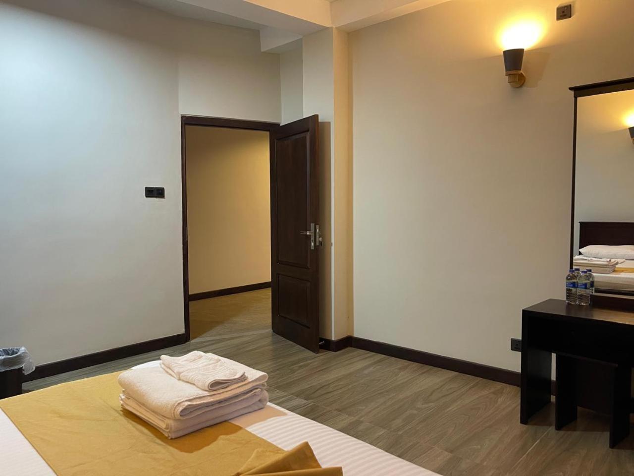 Lush Breeze Hotel Kandy Eksteriør billede