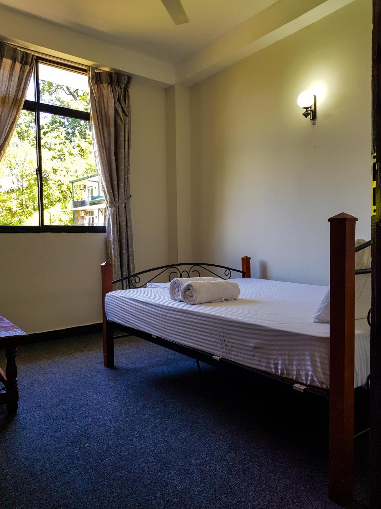 Lush Breeze Hotel Kandy Eksteriør billede